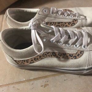 Women’s size 9.5 low cheetah vans